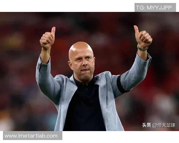 球星伪装成老头参加足球赛笑翻全场引发热议 球星伪装成老头参加足球赛笑翻全场引发热议