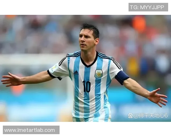 全球足球明星风采大汇总 从梅西到C罗球场传奇与成就解析 全球足球明星风采大汇总 从梅西到C罗球场传奇与成就解析